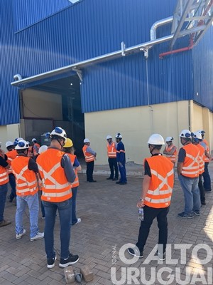 JBS apresenta a estrutura da fábrica de ração em Seberi