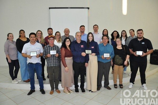 Prefeitura de Seberi e Aciseb realizam ação de reconhecimento empresarial