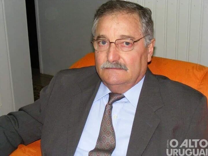 Magistério de luto: professor José Luis Cazarolli é enterrado em FW