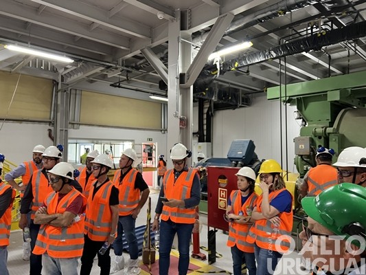 JBS apresenta a estrutura da fábrica de ração em Seberi