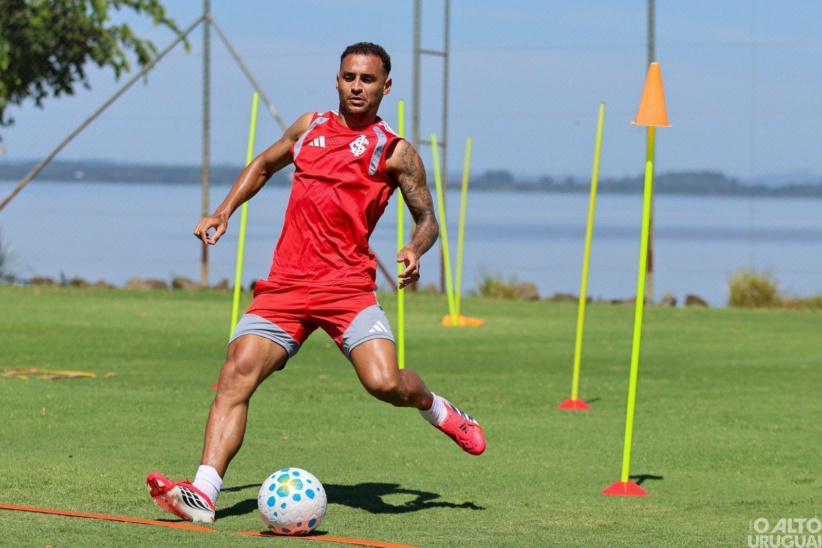 Inter tem difícil compromisso diante de um Flamengo pressionado