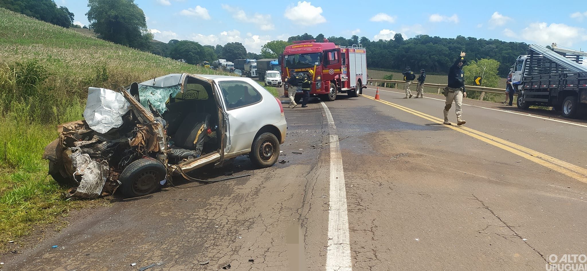 Homem morre após colisão entre carro e caminhão em Lajeado do Bugre