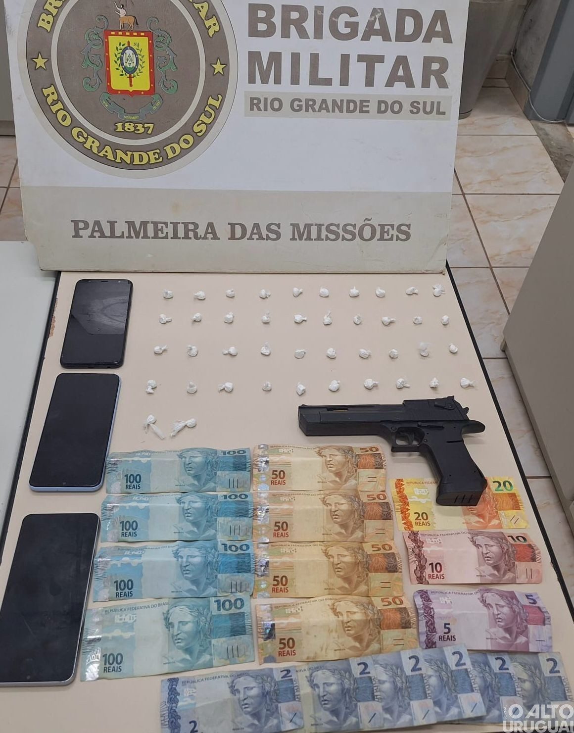 Quatro pessoas são autuadas por tráfico de drogas em Palmeira das Missões