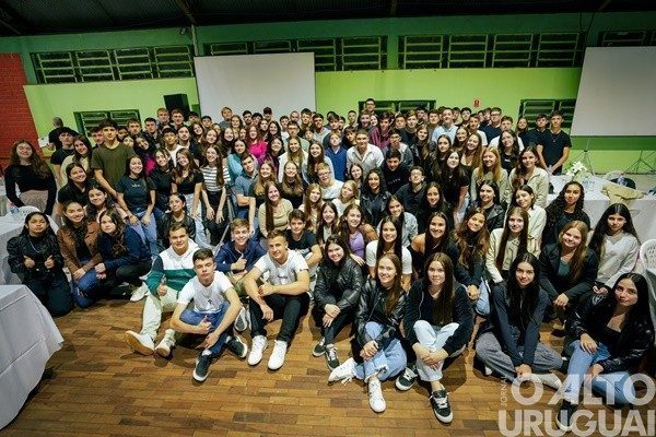 Programa Líder Jovem reúne mais de 300 participantes em três estados