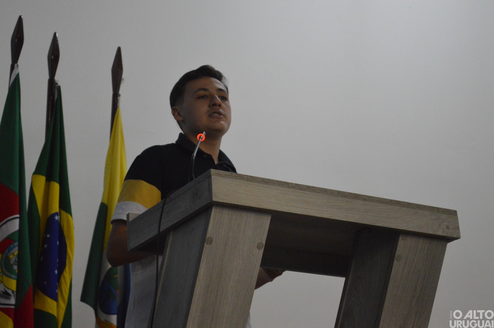Estudantes de Rodeio Bonito participam da final do Concurso de Oratória nas Escolas