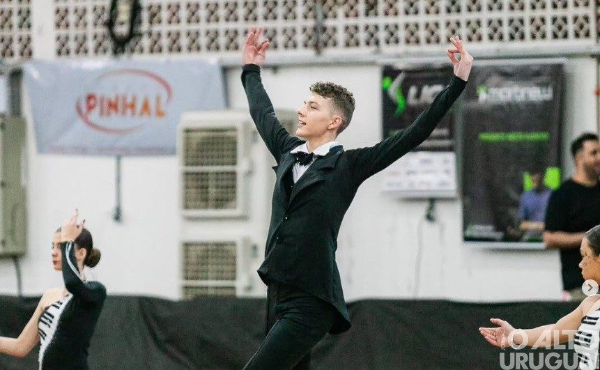 Bernardo Folle Sponchiado conquista título de Campeão Brasileiro de Patinação