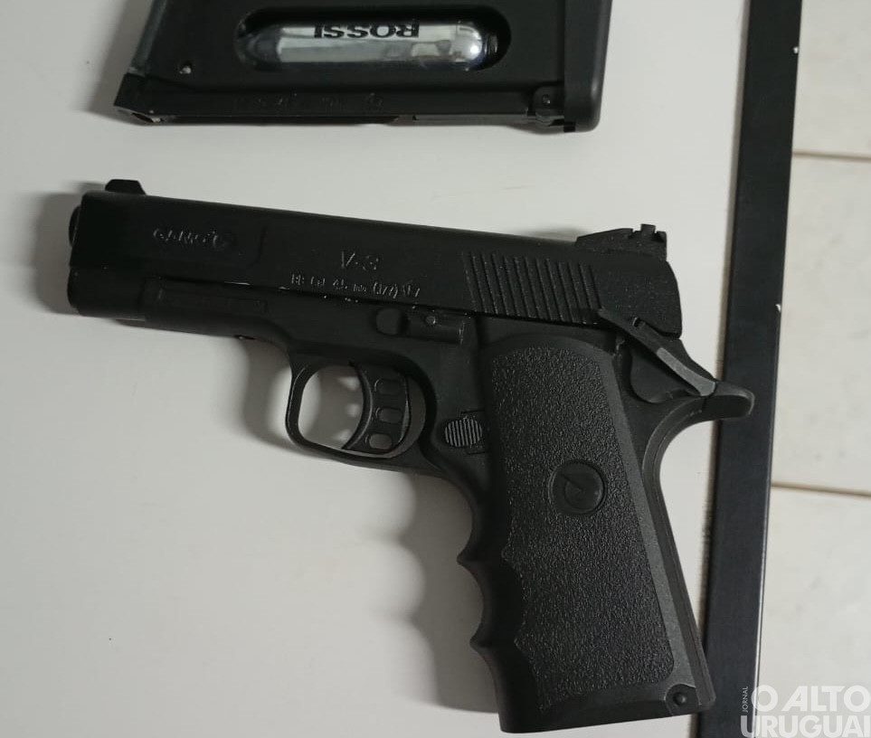 Apreendido simulacro de arma em Vicente Dutra