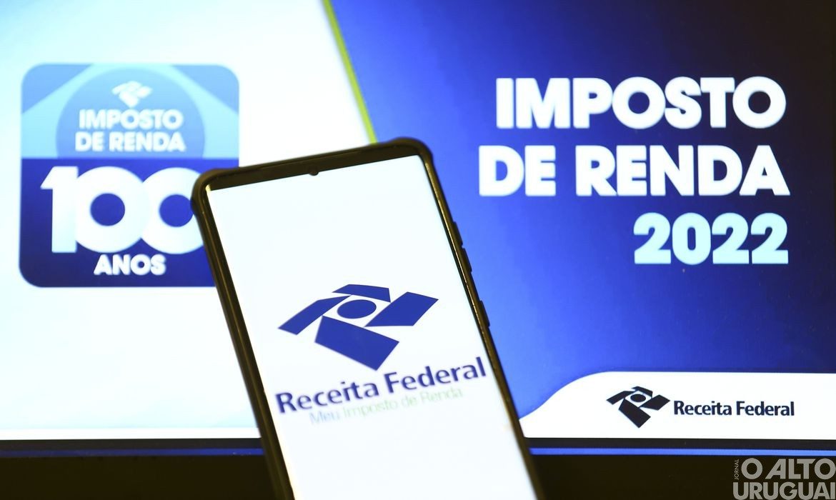 Receita paga restituições do terceiro lote do Imposto de Renda