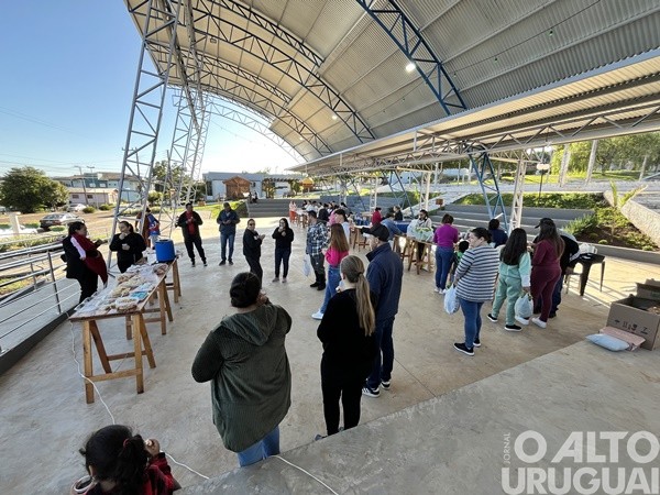Instituído vale-feira em Novo Tiradentes