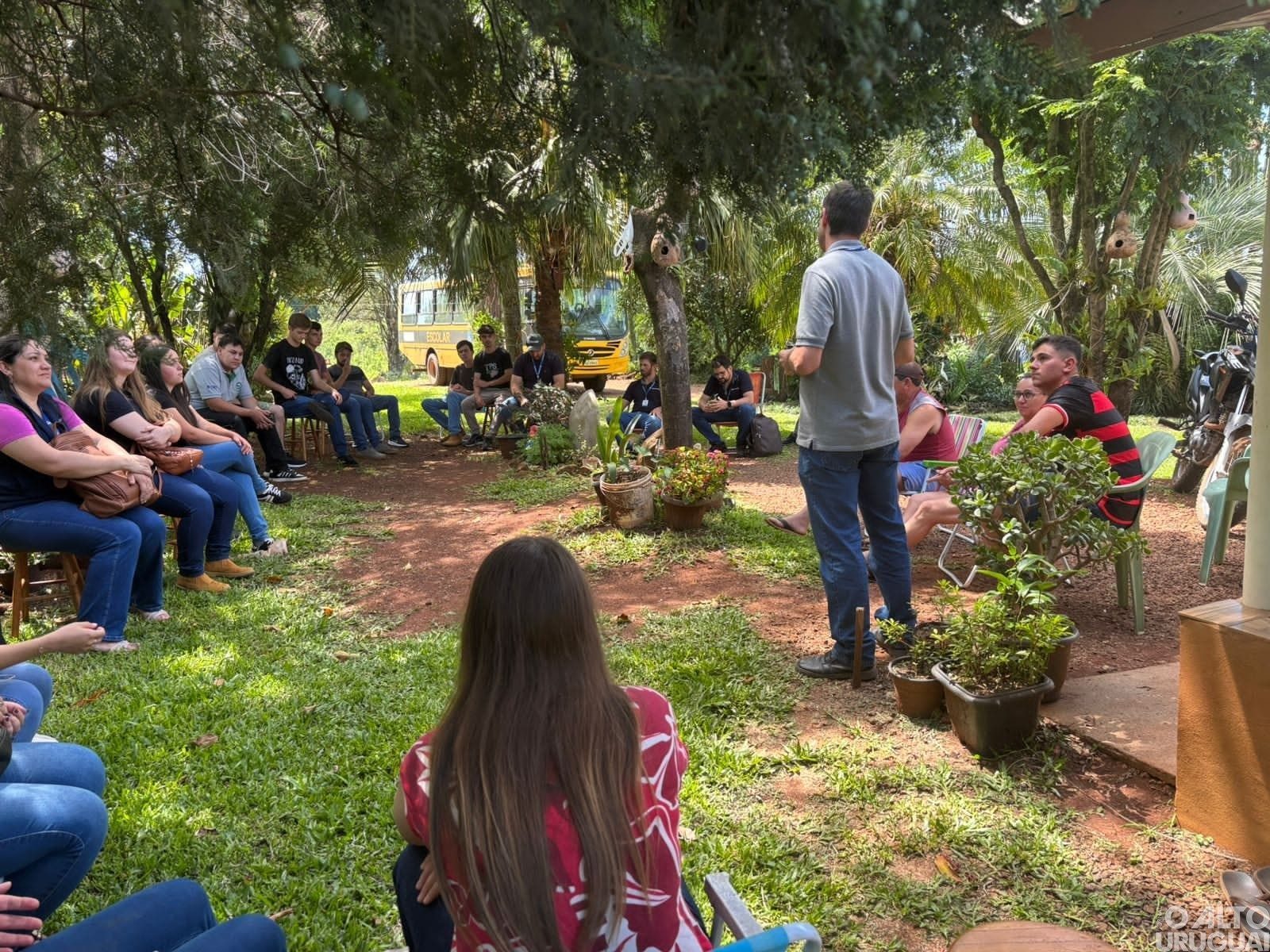 Caiçara sedia encerramento do curso para jovens rurais com foco na sucessão familiar
