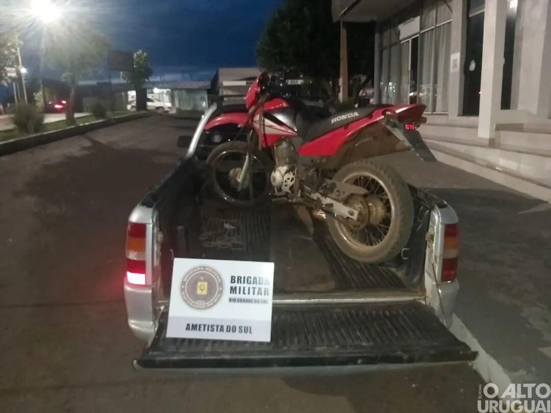 Homem é preso com motocicleta furtada
