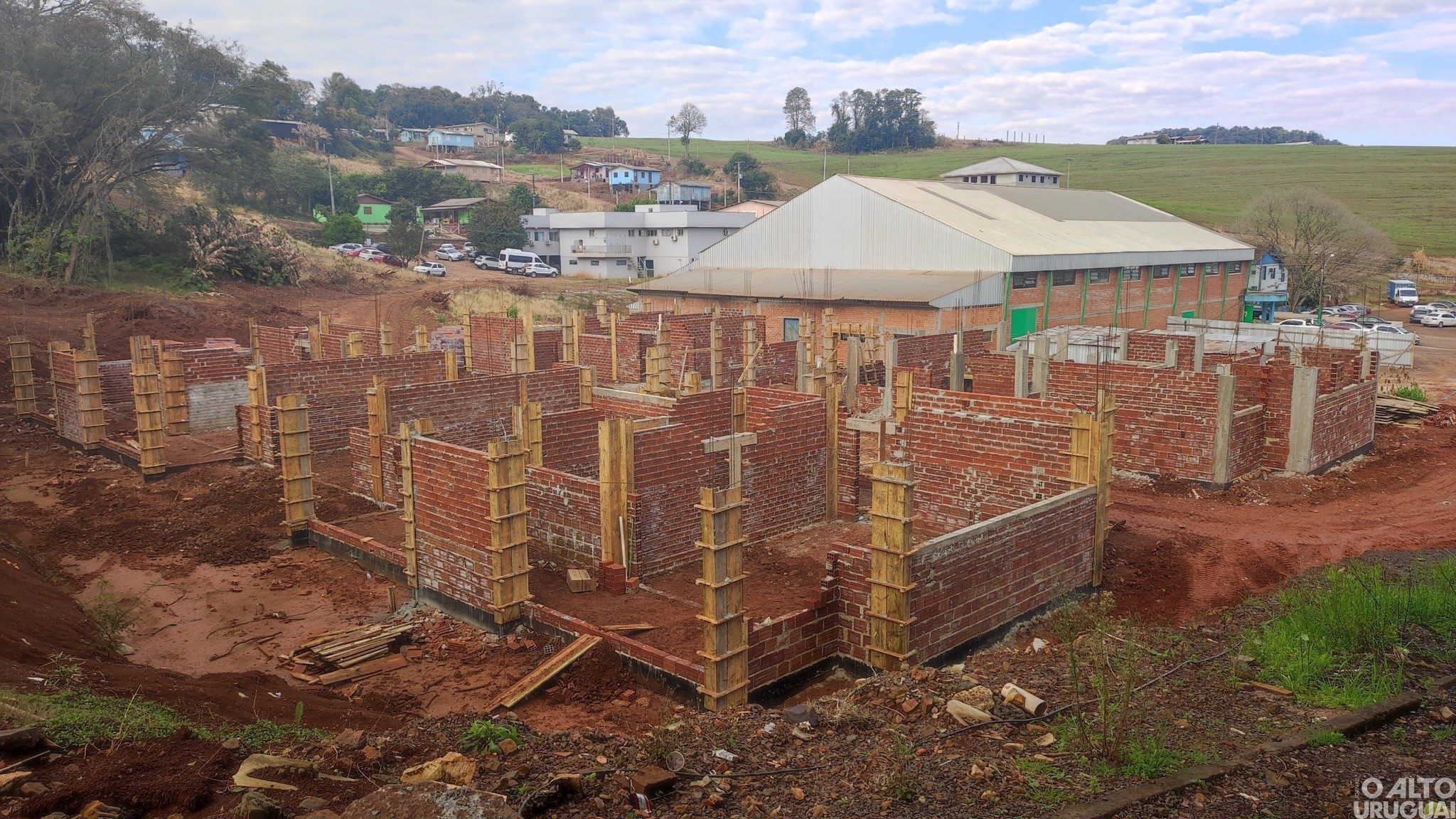 Avança construção de nova escola em Cerro Grande
