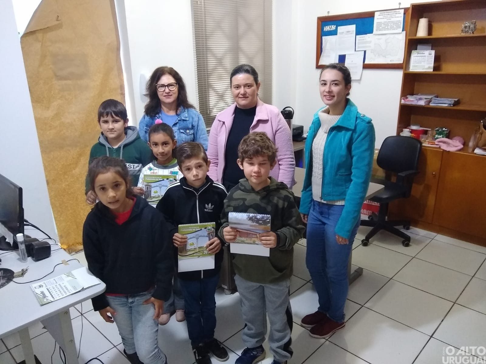 Pinheirinho do Vale: alunos da Nossa Senhora Aparecida visitam setor do ICMS