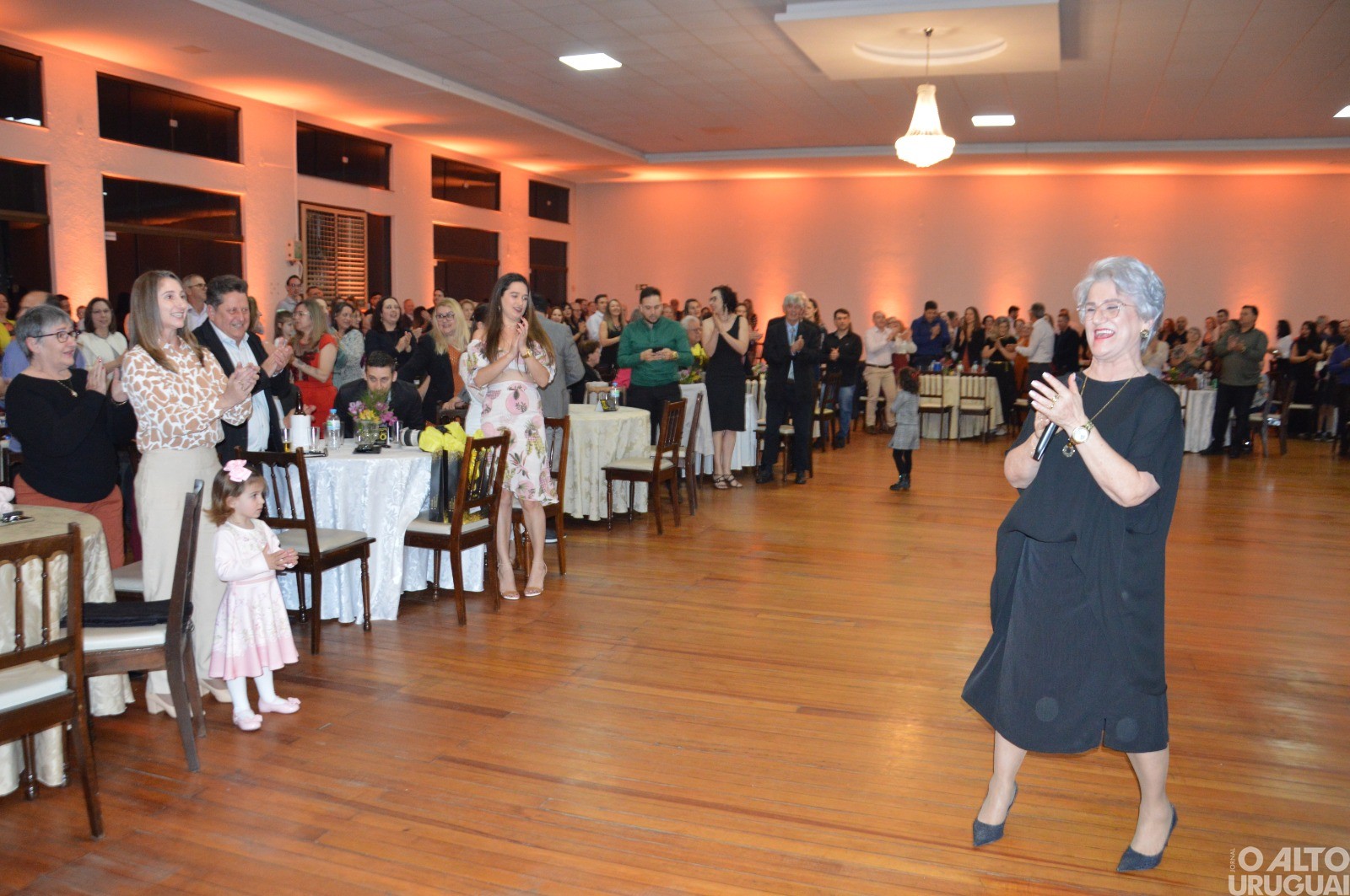 Jantar-dançante celebra os 60 anos da Escola Técnica José Cañellas em FW