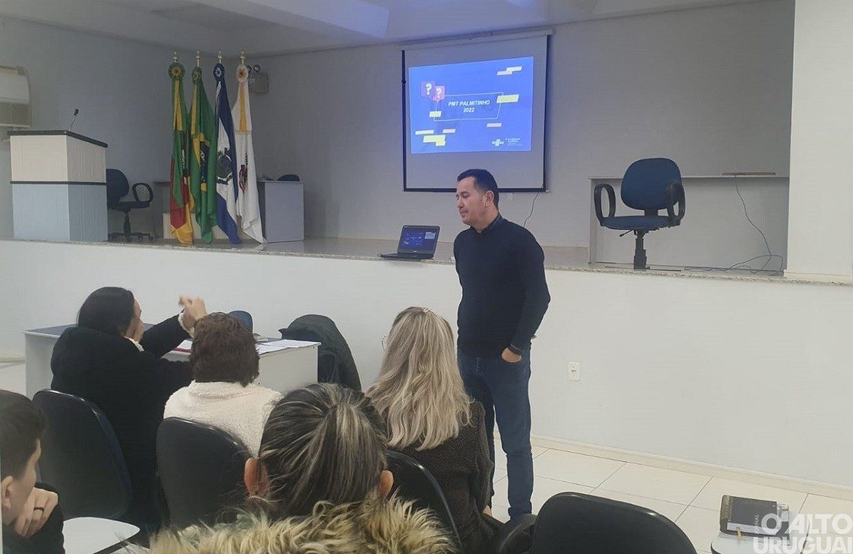 Estratégias do turismo local é tema de encontro em Palmitinho