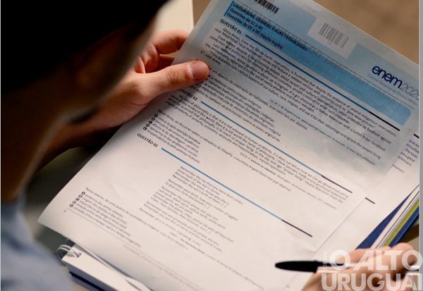 Inscrições estão abertas para o curso preparatório gratuito para o ENEM