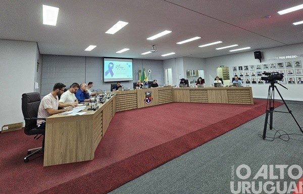 Legislativo de FW aprova contratações para a área da saúde