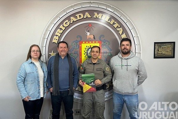 Integrantes da Comissão Central da Expofred visitam BM para alinhar parceria