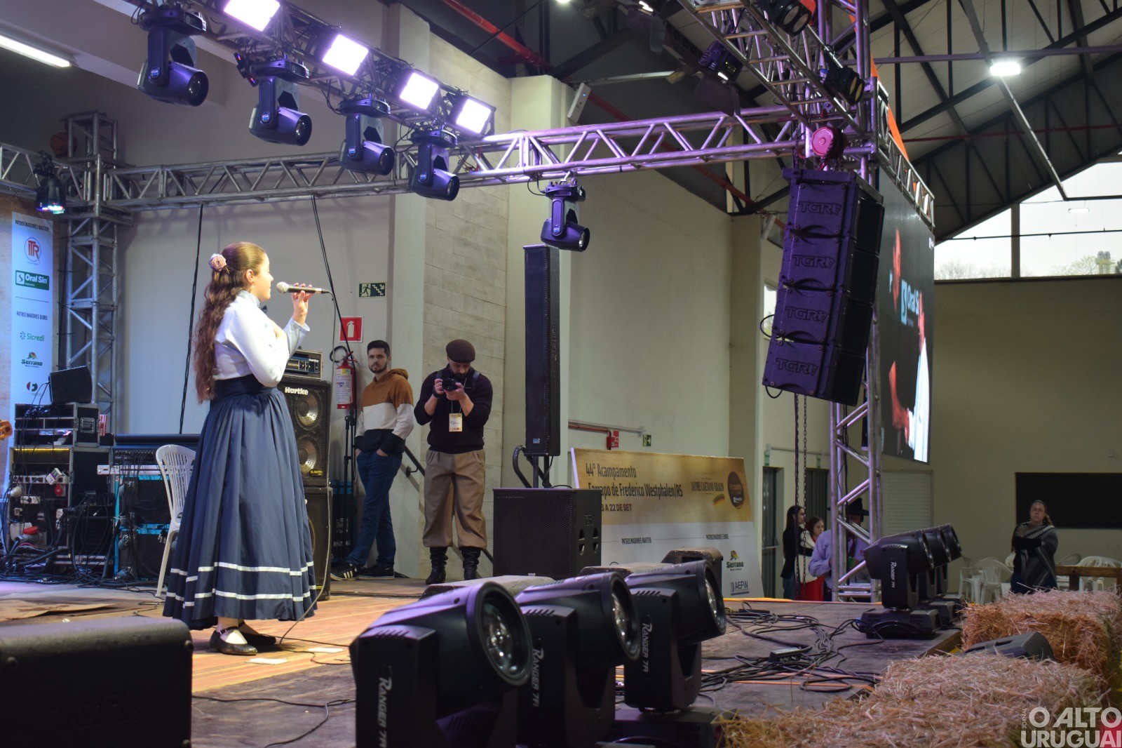 9º Canto do Barril encanta público durante Semana Farroupilha de FW