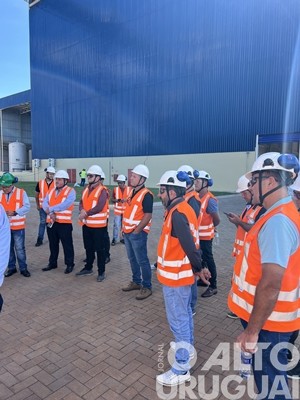 JBS apresenta a estrutura da fábrica de ração em Seberi