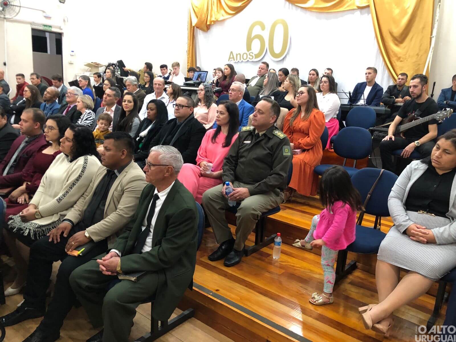 Pastor Pery Brizolla é homenageado em culto