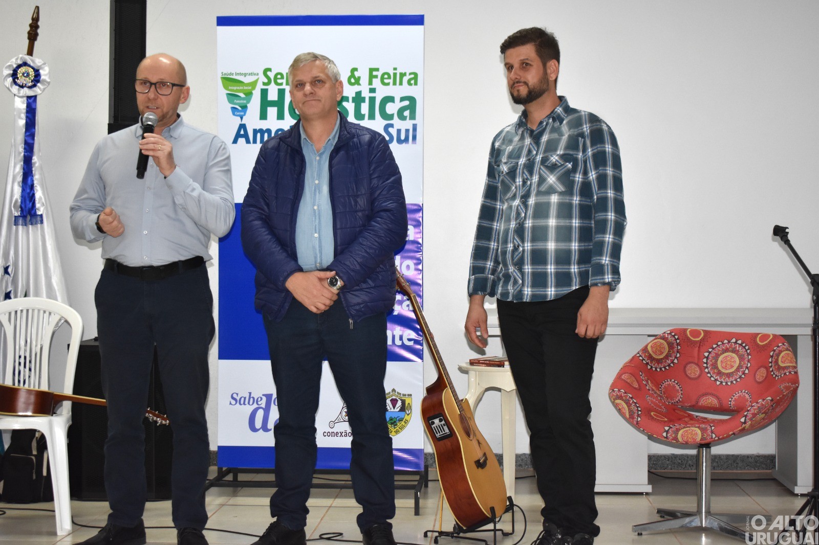 Jorge Trevisol palestra na abertura da 2ª Semana e Feira Holística de Ametista do Sul