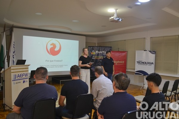 Núcleo de TI da AEFW realiza Firebird Camp no município