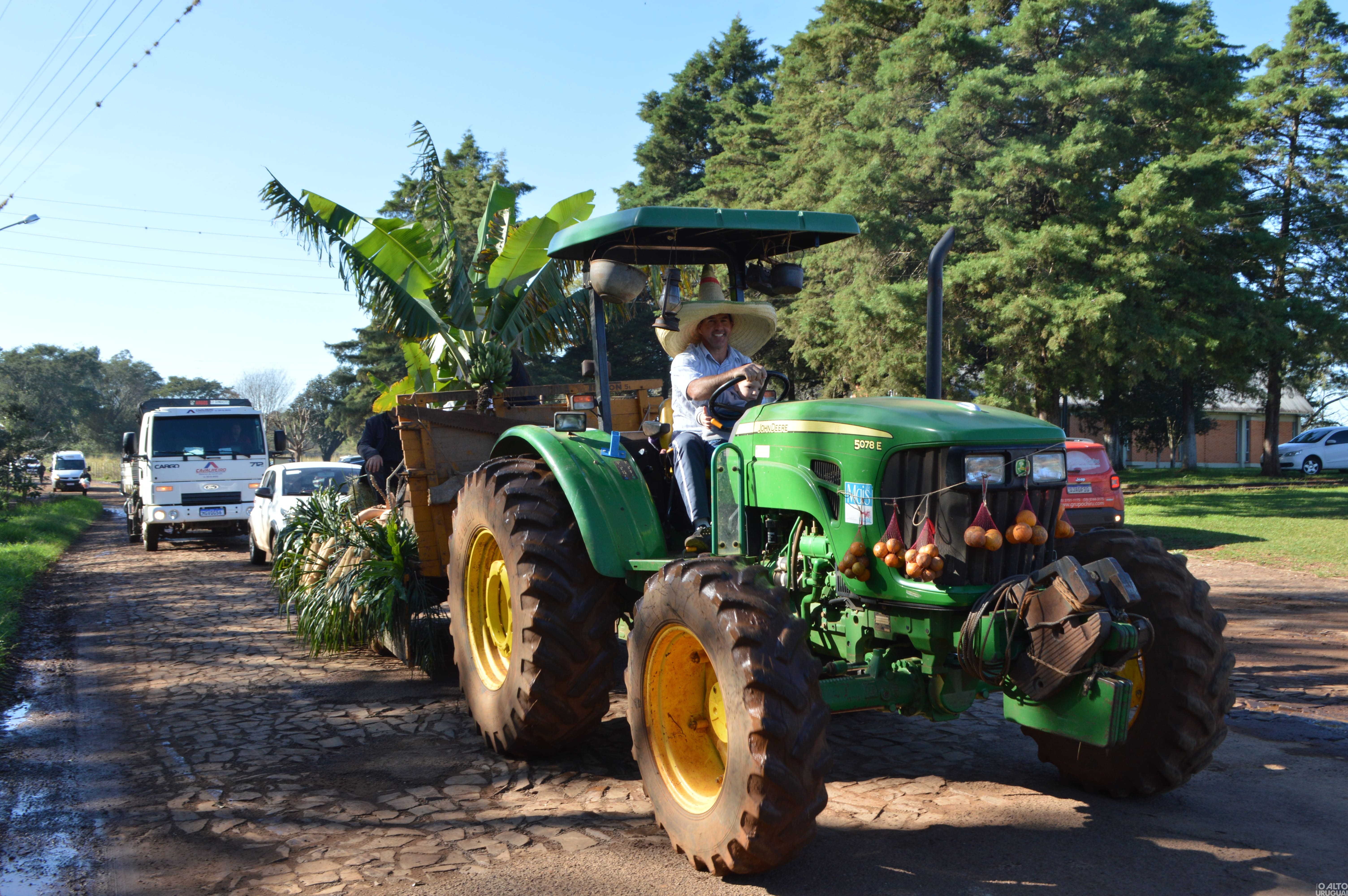 2ª Festa do Agricultor e Motorista Cresol reúne associados em FW