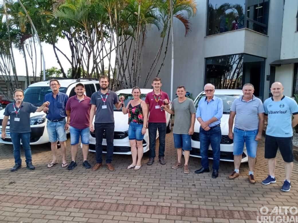 Palmitinho: município adquire três veículos com recursos próprios