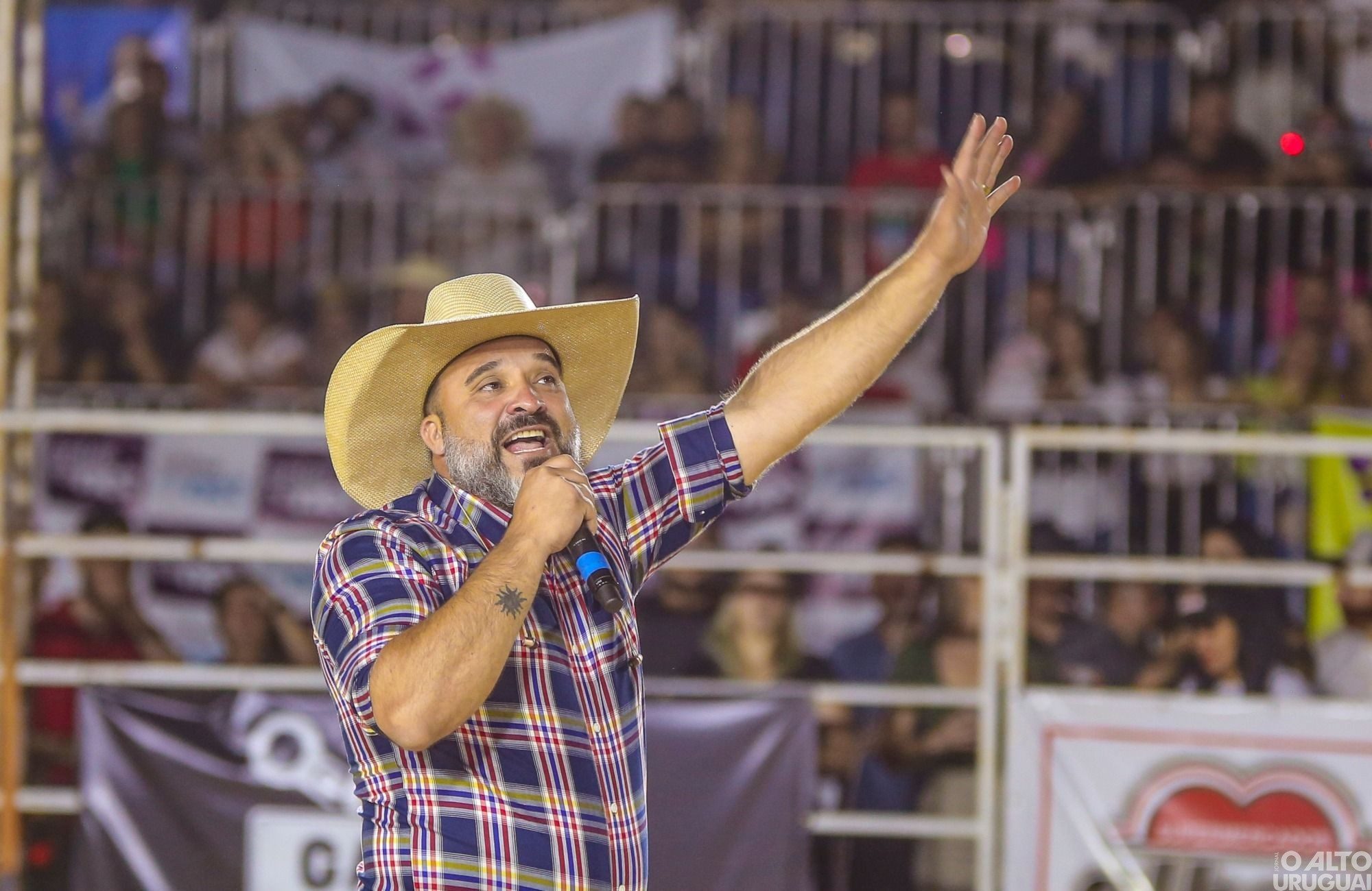 César Paraná é confirmado na Expofred 2025