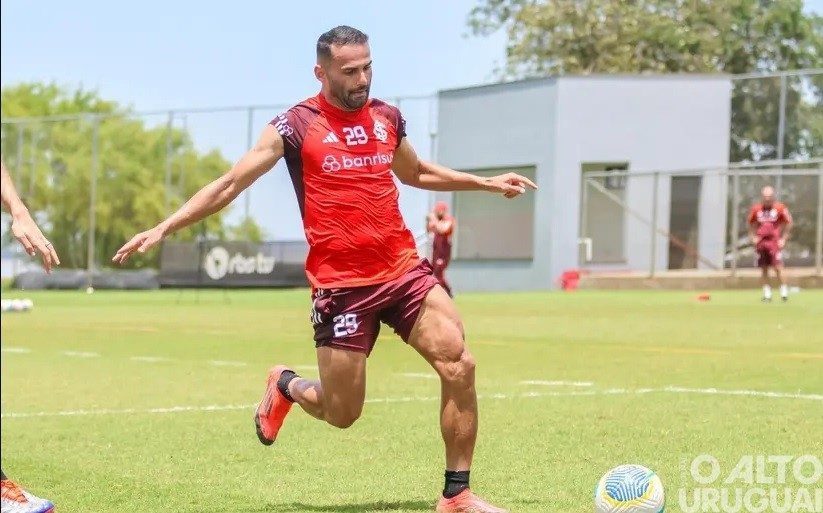 Colorado deve contar com mudanças no elenco titular para enfrentar o Bragantino