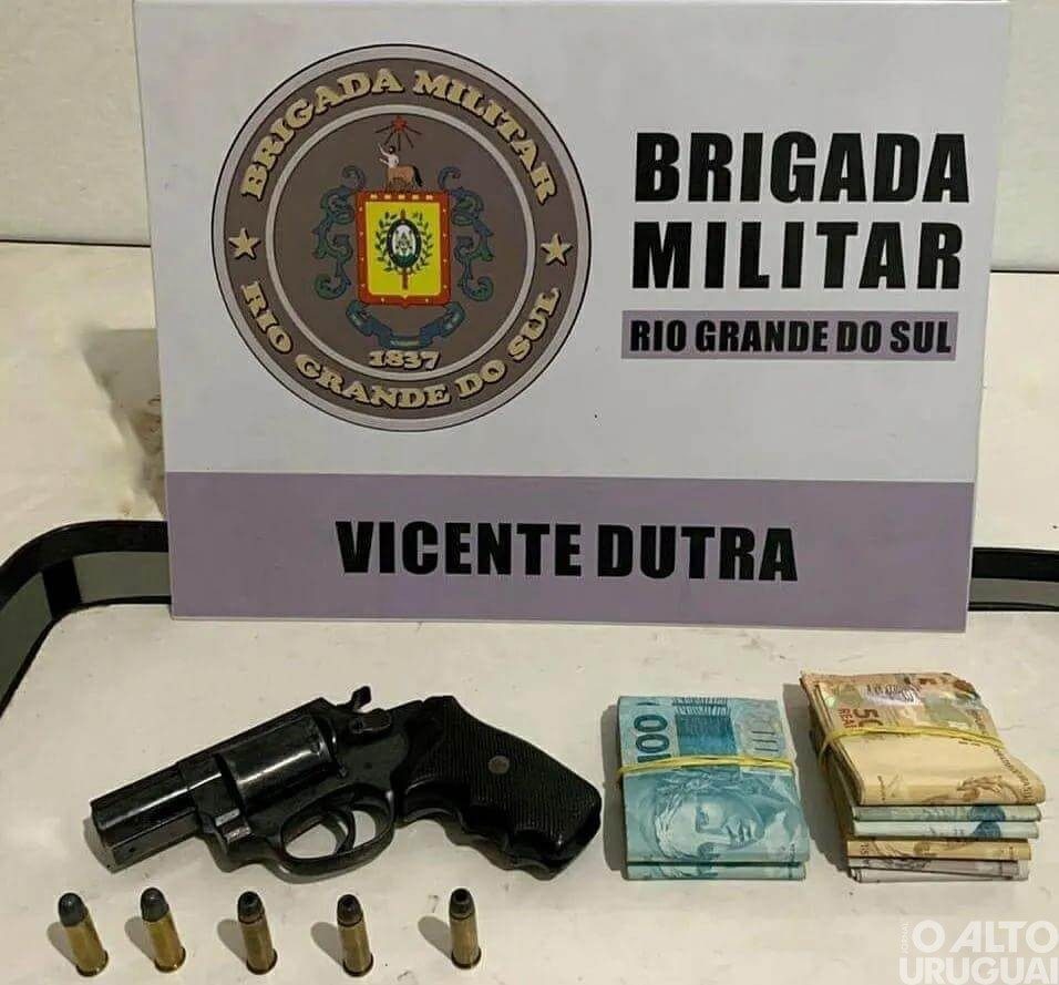 Homem é preso por porte ilegal de arma em Vicente Dutra
