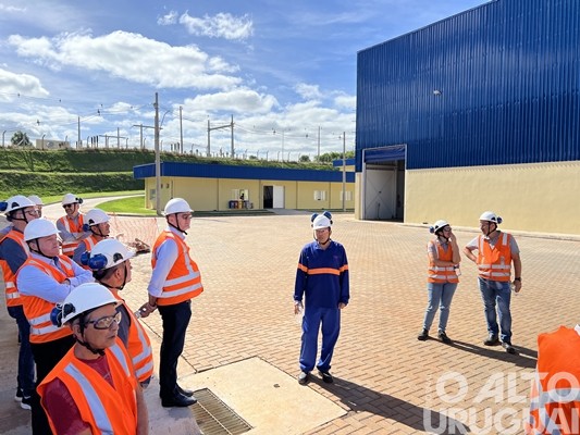 JBS apresenta a estrutura da fábrica de ração em Seberi