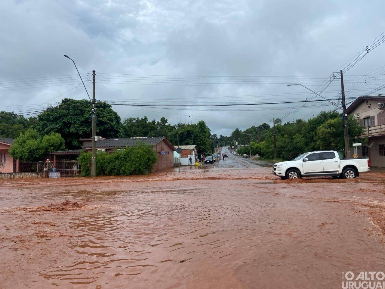 Chuva causa alagamentos em Erval Seco nesta terça -feira