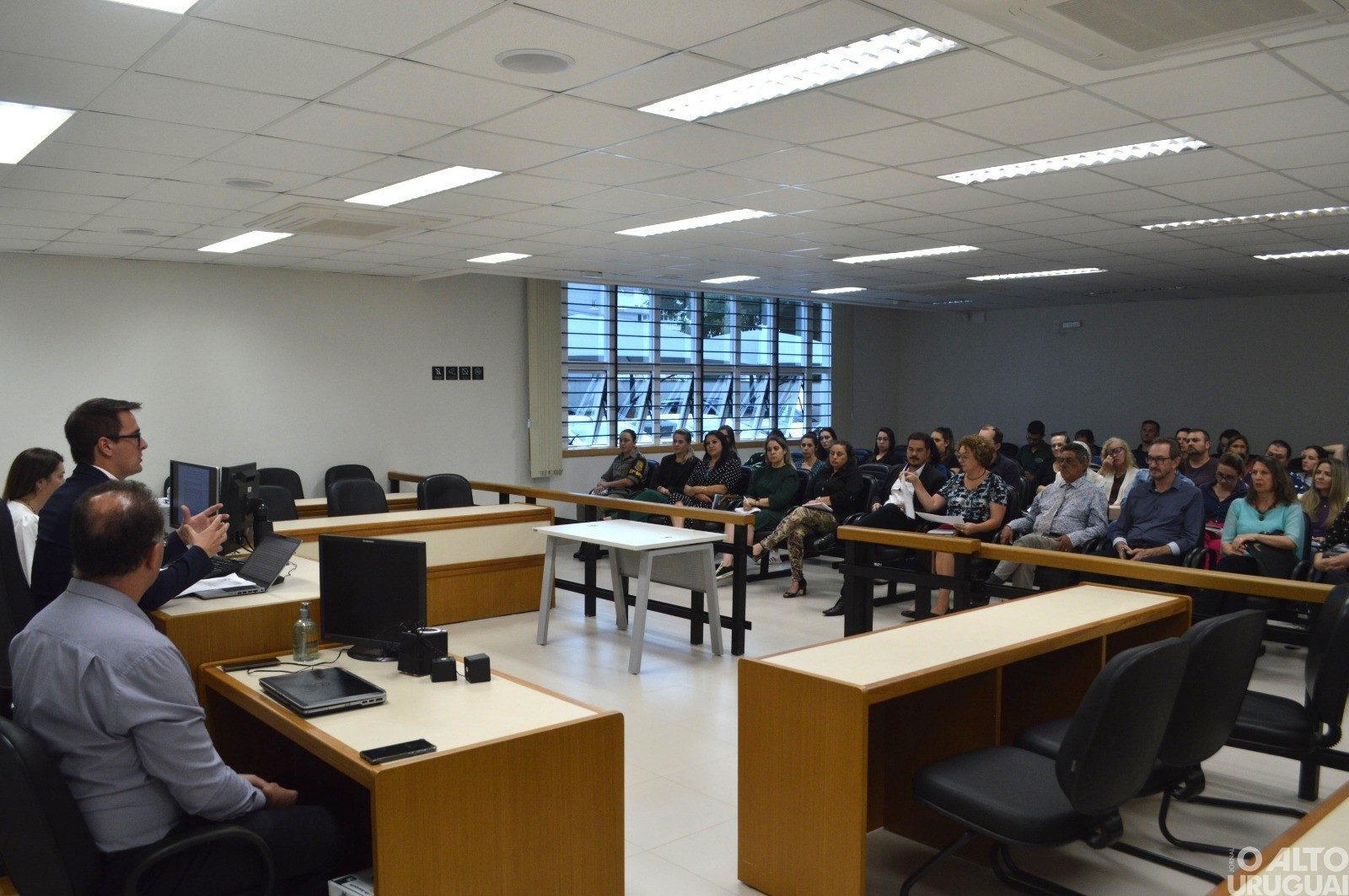 FW deve implementar projeto de Justiça Restaurativa nas escolas