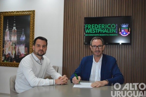 Administração municipal antecipa primeira parcela do 13º salário
