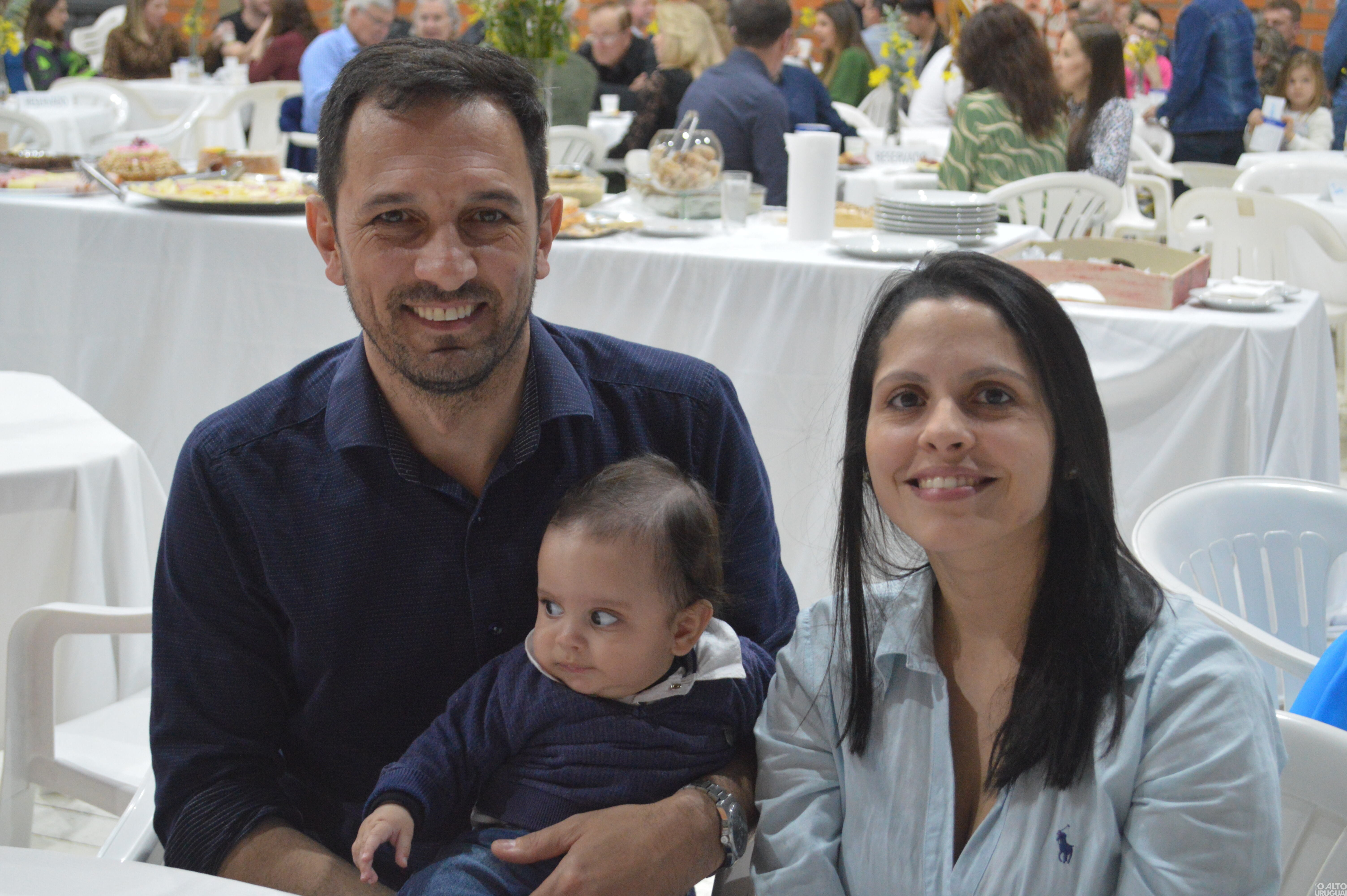 Mais de 300 pessoas participam do 17º Café Colonial do Rotary Barril