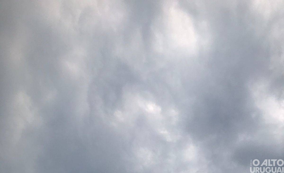 Defesa Civil alerta para temporal com fortes ventos e chuva de granizo