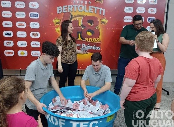 Super Bertoletti realiza primeiro sorteio neste sábado
