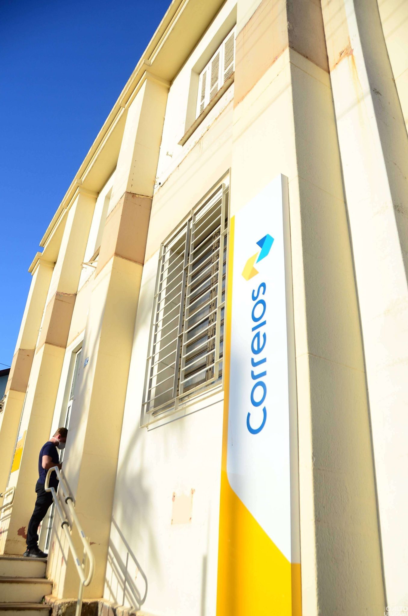 Câmara dos Deputados vota projeto de privatização dos Correios