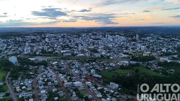 FW conta com Política Municipal para a População Imigrante