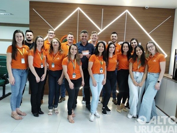 Cresol Raiz realiza primeira apuração da Campanha “Vem Junto Cooperar”