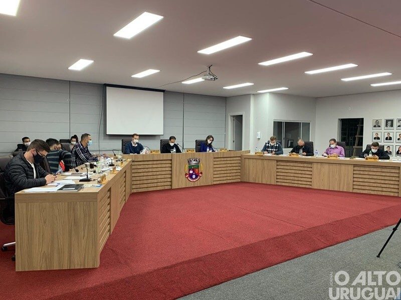 Vereadores aprovam a implantação de dois programas em FW