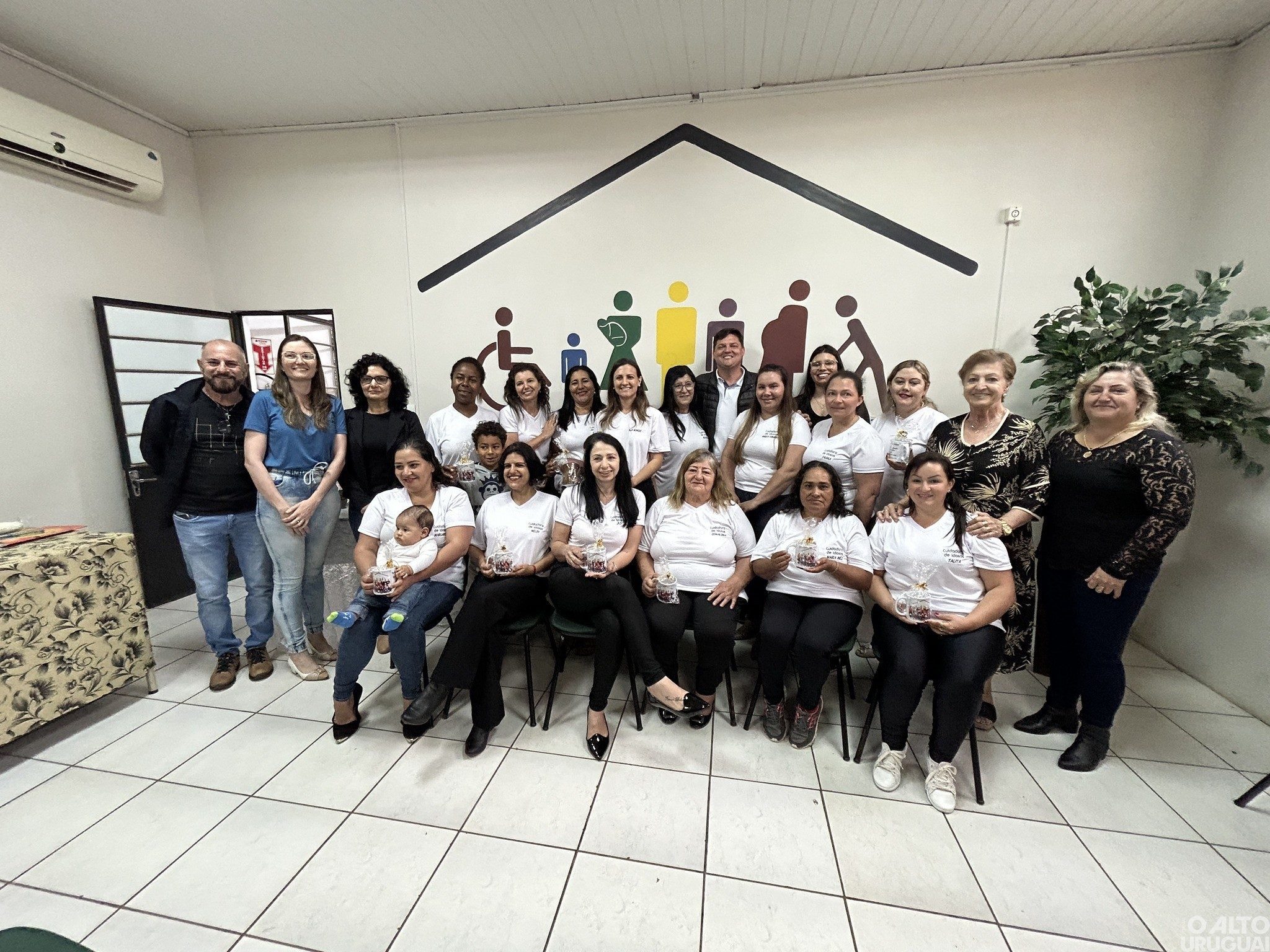Seberienses recebem certificado de Capacitação Técnica para o Cuidado com o Idoso