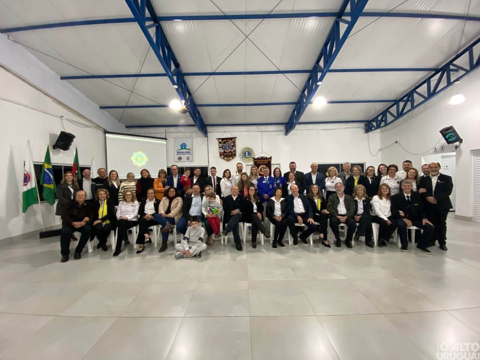 Lions Clube de FW dá posse a sua nova diretoria