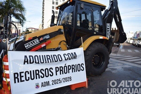 Prefeitura de FW reforça frota com novos veículos