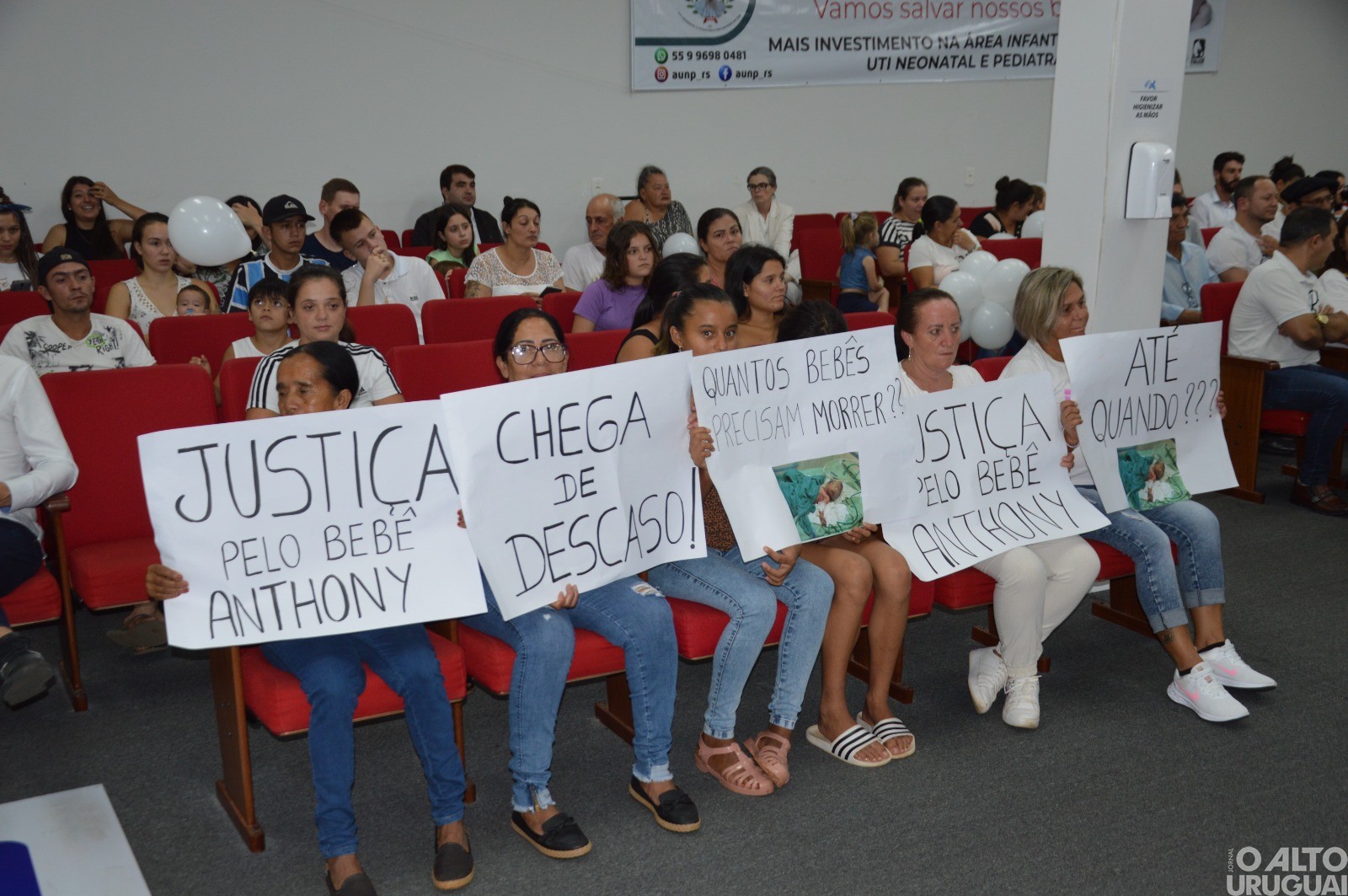 AUNP-RS realiza protesto pacífico em FW