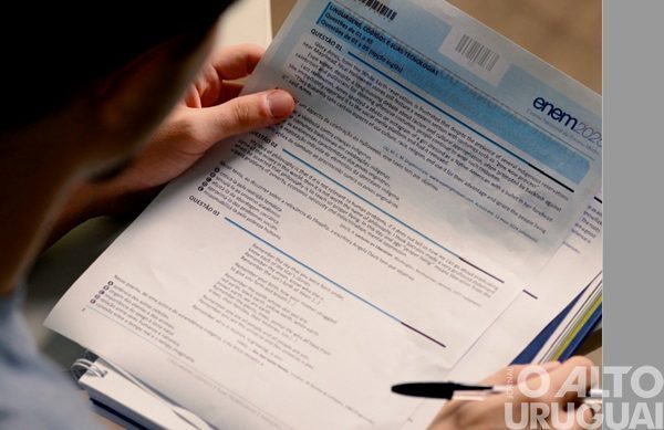 Inscrições estão abertas para o curso preparatório gratuito para o ENEM