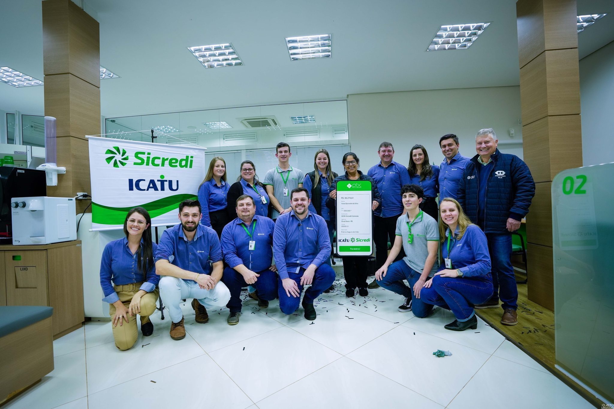 Associada do Sicredi de Erval Seco ganha prêmio de Seguro de Vida