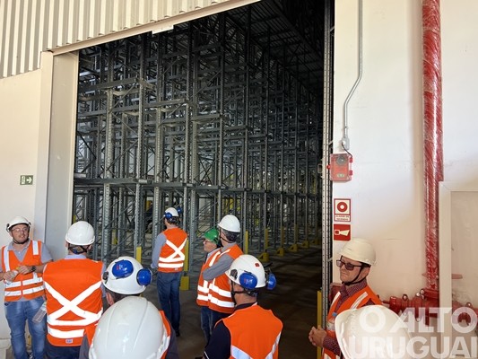 JBS apresenta a estrutura da fábrica de ração em Seberi